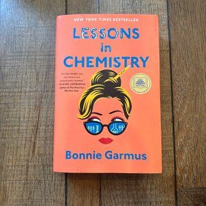 Lessons in Chemistry by Bonnie Garmus Hardback Book Bestseller!